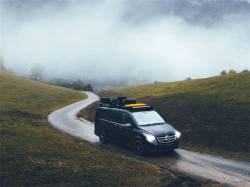 Front Runner - Front Runner KRMV012T Slimline II Roof Rack Kit for 16-20 V220d V250 - Image 5