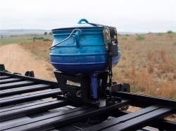 Front Runner - Front Runner RRAC062 Potjie Pot/Dutch Oven Carrier - Image 3