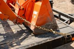 BulletProof Hitches - BulletProof BPMDTRANSPORT16 Medium Duty 5/16" x 16' Transport Chain - Image 4