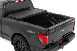 Rough Country Suspension Systems - Rough Country 47229650B Lo-Pro Hard Folding Tonneau Cover for 21-26 F150 6.5' - Image 1