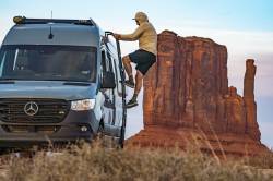 Flatline Van Company - Flatline Van SP0101B Low Pro Roof Rack for 07-26 Mercedes Sprinter 144 High Roof - Image 3