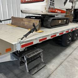 Rock Slide Engineering - Rock Slide Engineering RS-900 R-Step Universal 9" Wide Step w/Flat Surface - Image 6