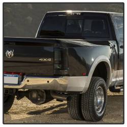 Spyder Auto - Spyder Auto 5077578 LED Taillight Black/Smoke for 13-18 Dodge RAM 1500/2500/3500 - Image 3