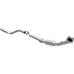 MagnaFlow Exhaust Products - MagnaFlow 22-139 OEM Grade Manifold Catalytic Converter - Image 1