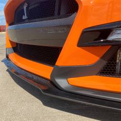 Ford Performance Parts - Ford Performance M-16601-MCF 20-22 GT500 Carbon Fiber Front Splitter Kit - Image 2