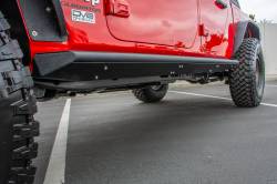 DV8 Offroad - DV8 Offroad SRGL-02 Rock Slider w/Step for 20-26 Jeep Gladiator JT - Image 2