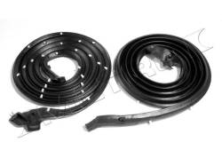 Metro Moulded Parts - Metro Moulded LM 18-E Door Seal - Image 1