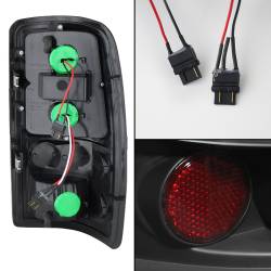 xTune Auto - xTune Auto 5077158 Black/Clear LED Taillights for 01-06 Chevy/GMC - Image 2
