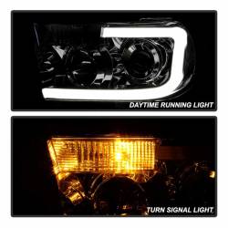 xTune Auto - xTune Auto 9027895 Projector Style Headlights Chrome/Clear - Image 9