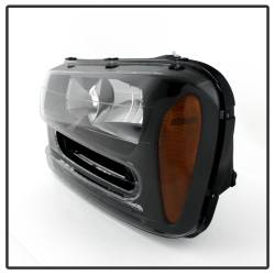xTune Auto - xTune Auto 9023538 Black/Clear Crystal Headlights - Image 4