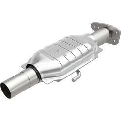 MagnaFlow Exhaust Products - MagnaFlow 3322447 California CARB Direct-Fit Catalytic Converter - Image 1