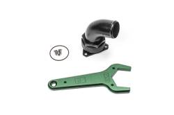 RADIUM Engineering - RADIUM Engineering 20-1047 FCST-X 3-Bolt Remote Fill Neck 24AN Elbow 1.5" Barb - Image 1