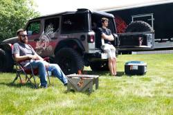 Fishbone Offroad - Fishbone Offroad FB21299 8-Guage Steel Portable Fire Pit - Image 2