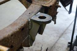 Rust Buster Frameworks - Rust Buster RB7537 Rear Center Body Mount for 02-09 Chevy Trailblazer - Image 4