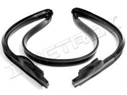 Metro Moulded Parts - Metro Moulded HD 2009 Convertible Top Header Seal - Image 1