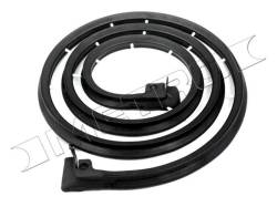 Metro Moulded Parts - Metro Moulded LM 123-VA Drivers Side Rear Cargo Door Seal Left - Image 1