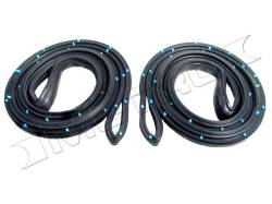 Metro Moulded Parts - Metro Moulded LM 18-P Door Seal - Image 1