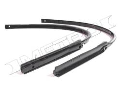 Metro Moulded Parts - Metro Moulded WR 3320 Front Window Glass Vent Seal - Image 1