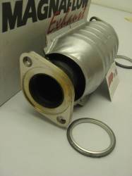 MagnaFlow Exhaust Products - MagnaFlow 23886 HM Grade Direct-Fit Catalytic Converter for Chevy & Geo & Toyota - Image 3