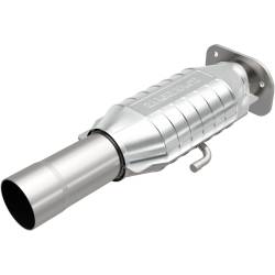 MagnaFlow Exhaust Products - MagnaFlow 93441 Standard Grade Direct-Fit Catalytic Converter for Chevy/Pontiac - Image 1