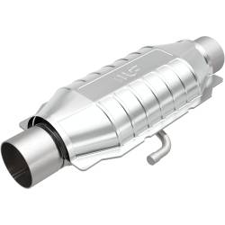 MagnaFlow Exhaust Products - MagnaFlow 94016 Standard Grade Universal Catalytic Converter 12"L x 5.5"W Oval - Image 1