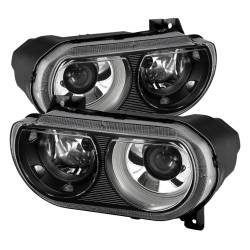 xTune Auto - xTune Auto 9027277 Projector Style Headlights Black/Clear - Image 1