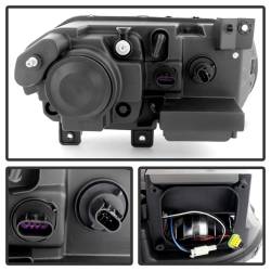 xTune Auto - xTune Auto 9027277 Projector Style Headlights Black/Clear - Image 3