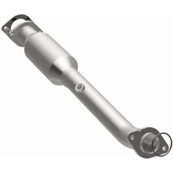 MagnaFlow Exhaust Products - MagnaFlow 21-121 OEM Grade Direct-Fit Catalytic Converter - Image 2