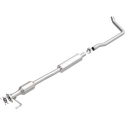 MagnaFlow Exhaust Products - MagnaFlow 52218 OEM Grade Direct-Fit Catalytic Converter - Image 1