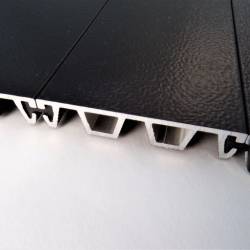 Pace Edwards - Pace Edwards SMCA27A58 SwitchBlade Cover for 19-20 Silverado 5'6" Bed - Image 4