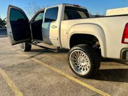 Body Armor 4x4 - Body Armor E-Power Running Board Steps Black Silverado/Sierra Crew GM-4500 - Image 1