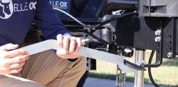 Blue Ox - Blue Ox BXW4043 TrackPro Hitch Accessory 550 lb. 750 lb. TW - Image 2