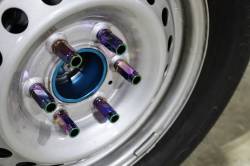 Mishimoto - Mishimoto MMLG-15-27LNC Alu. Locking Lug Nuts M12 x 1.5 Bronco 21+ Neo Chrome - Image 2