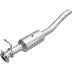 MagnaFlow Exhaust Products - MagnaFlow 280447 Direct-Fit Catalytic Converter for 16-19 Ford F53 Motorhome - Image 1