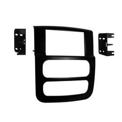 Metra Electronics - Metra 95-6522B Custom Fit Mounting Kit for 02-05 RAM 1500/2500/3500 - Image 1