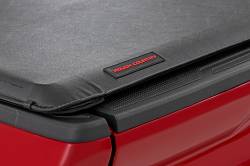 Rough Country Suspension Systems - Rough Country 42415551 Soft Roll-up Vinyl Tonneau Cover for 24-25 Tacoma 5' Bed - Image 4