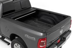 Rough Country Suspension Systems - Rough Country 51309650 Powered Bed Cover for 09-18 RAM 1500/10-26 2500 6'4" - Image 2