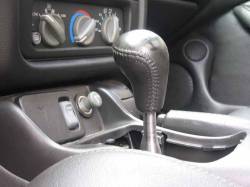 UMI Performance - UMI Performance 2105 Manual Transmission Short Shift for Chevy/Pontiac - Image 1