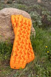 DV8 Offroad - DV8 Offroad RTB1-02OR Orange Xtract Traction Boards Pair - Image 2