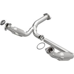 MagnaFlow Exhaust Products - MagnaFlow 49194 Direct-Fit Catalytic Converter for Chevy & Cadillac & GMC - Image 1