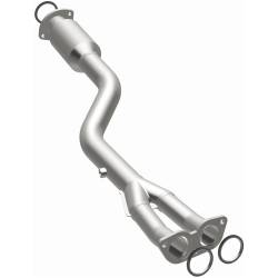 MagnaFlow Exhaust Products - MagnaFlow 24464 Direct-Fit Catalytic Converter for 01-05 Lexus IS300 - Image 2